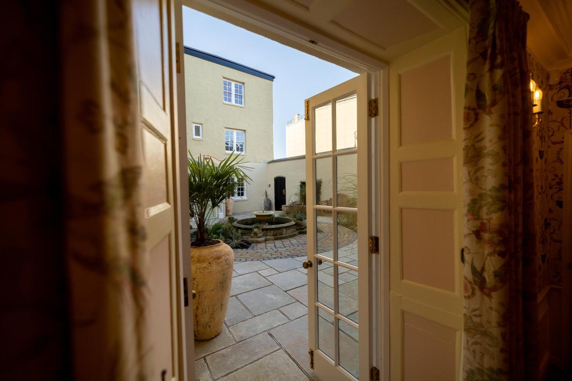 Villa Greyfriars Hideaway Oxford Exterior foto